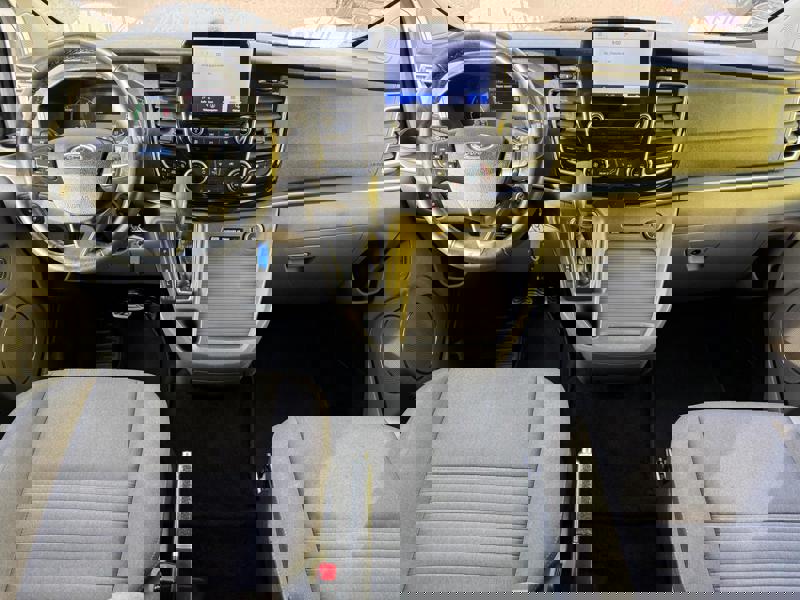 Image Ford TRANSIT/TOURNEO CUSTOM COMBI 320 1.0 125 L1 Tourneo Hybrid Titanium GPS Caméra Carplay 8 places Régul Clim auto Gtie 1 an